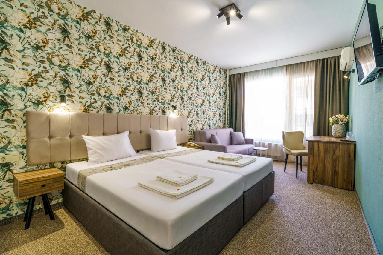 Bistra & Galina Hotel ルセ エクステリア 写真