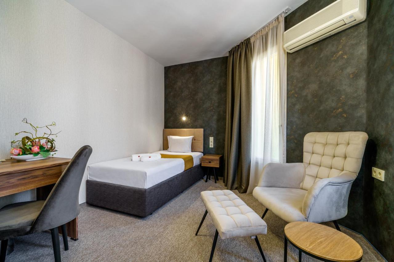 Bistra & Galina Hotel ルセ エクステリア 写真