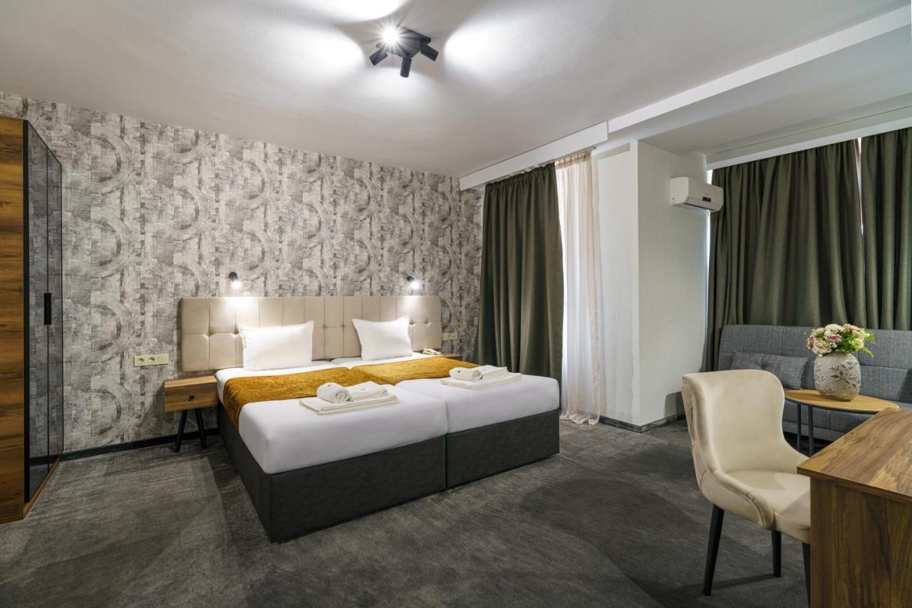 Bistra & Galina Hotel ルセ エクステリア 写真