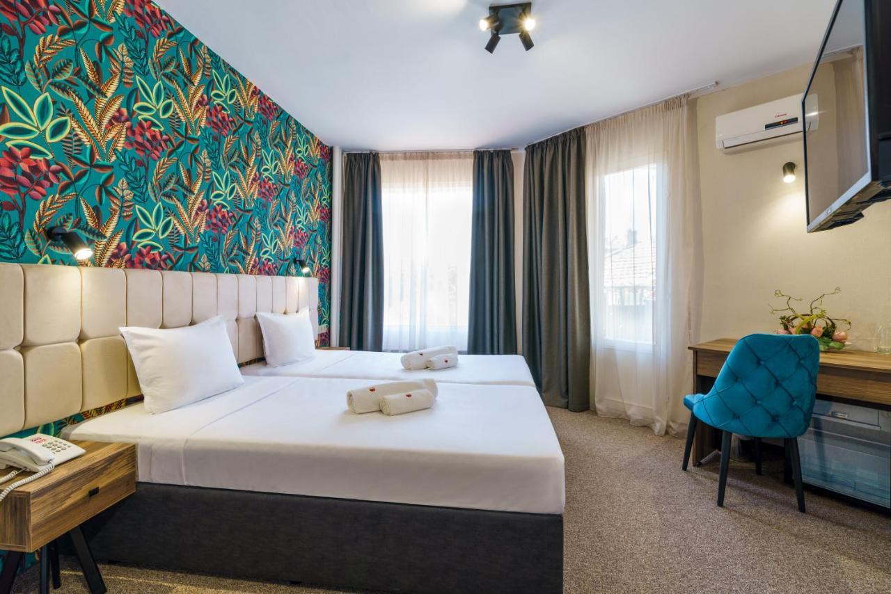 Bistra & Galina Hotel ルセ エクステリア 写真