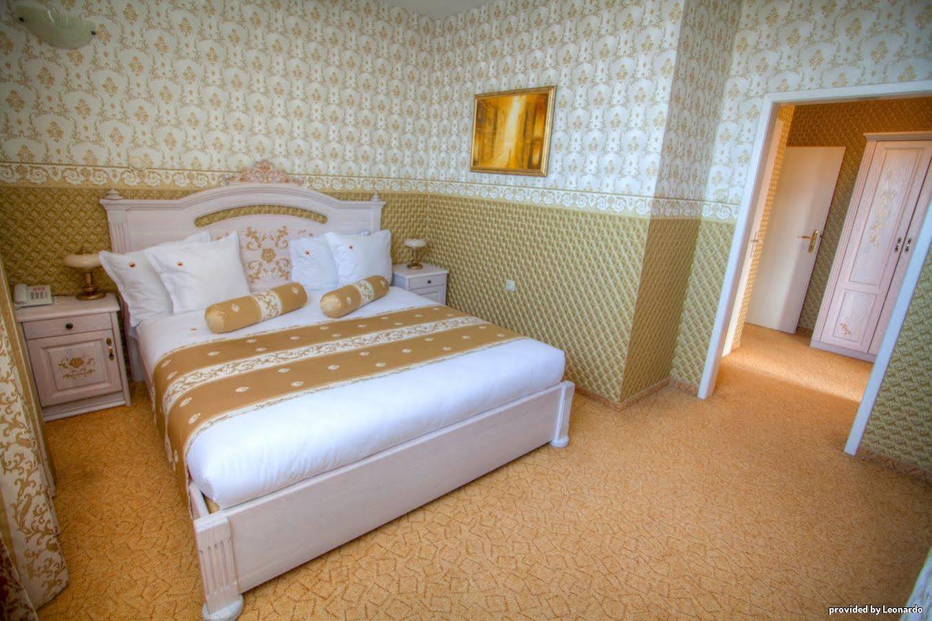 Bistra & Galina Hotel ルセ エクステリア 写真