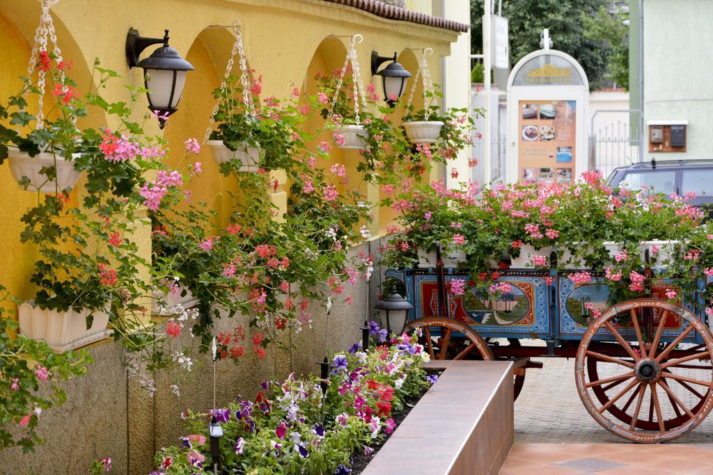 Bistra & Galina Hotel ルセ エクステリア 写真