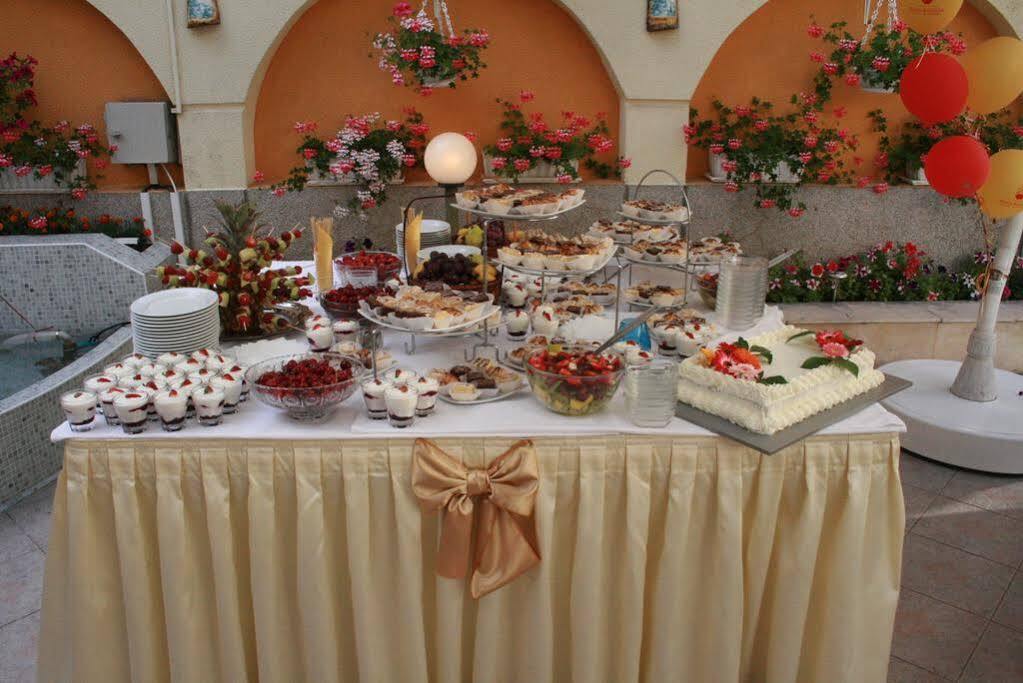 Bistra & Galina Hotel ルセ エクステリア 写真