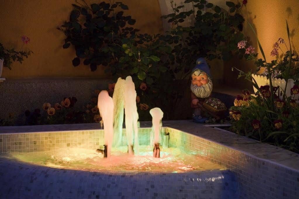 Bistra & Galina Hotel ルセ エクステリア 写真